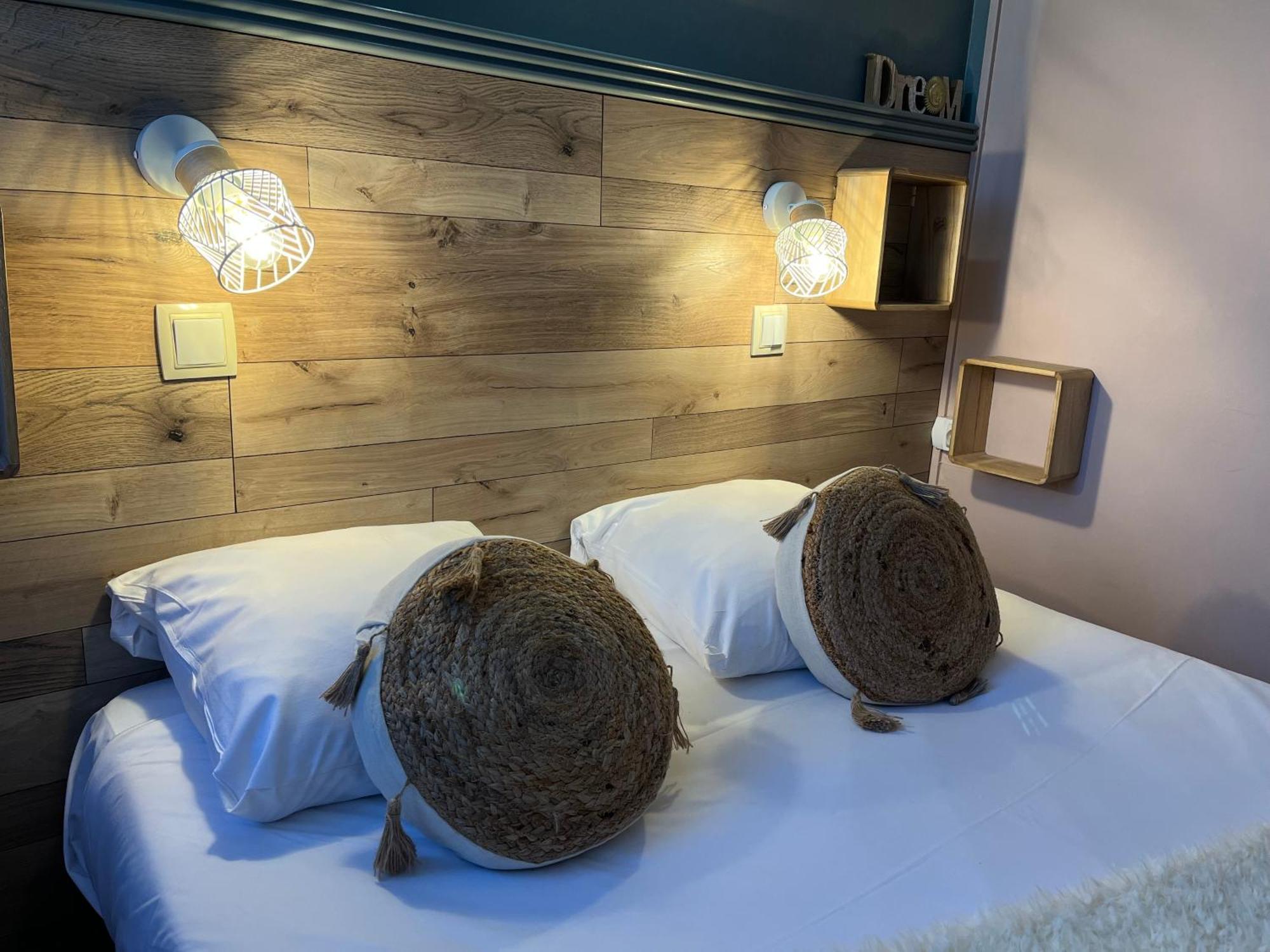 Acadie Saint Victor - Hotel Restaurant - Face Mer - Chatelaillon Plage מראה חיצוני תמונה